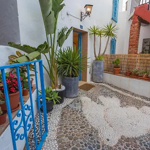 Cute Andalusian Townhouse With Terrace And Views. Mijas